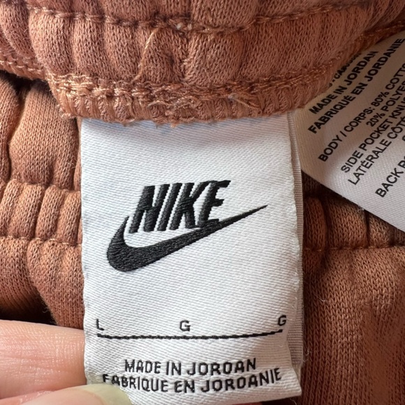 Nike Mens Sportswear Club Fleece Graphic Sweat Shorts  Mineral Clay Brown  Large - Picture 11 of 12